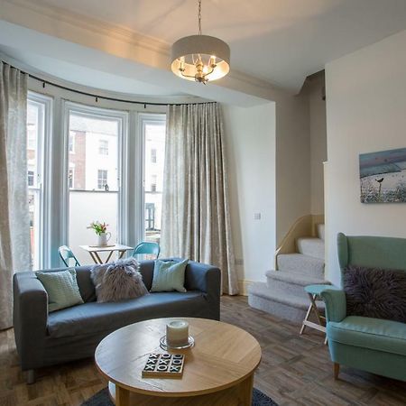 Stylish Apartment Close To Gloucester Quays & Docks Esterno foto