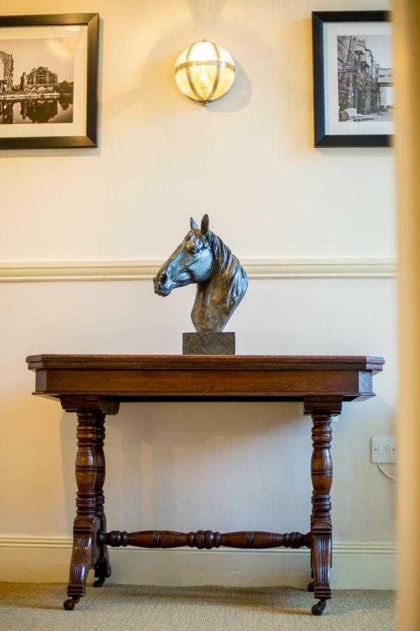 Stylish Apartment Close To Gloucester Quays & Docks Esterno foto